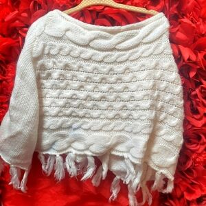 B.T. KIDS Girls Size 5 Sweater Poncho